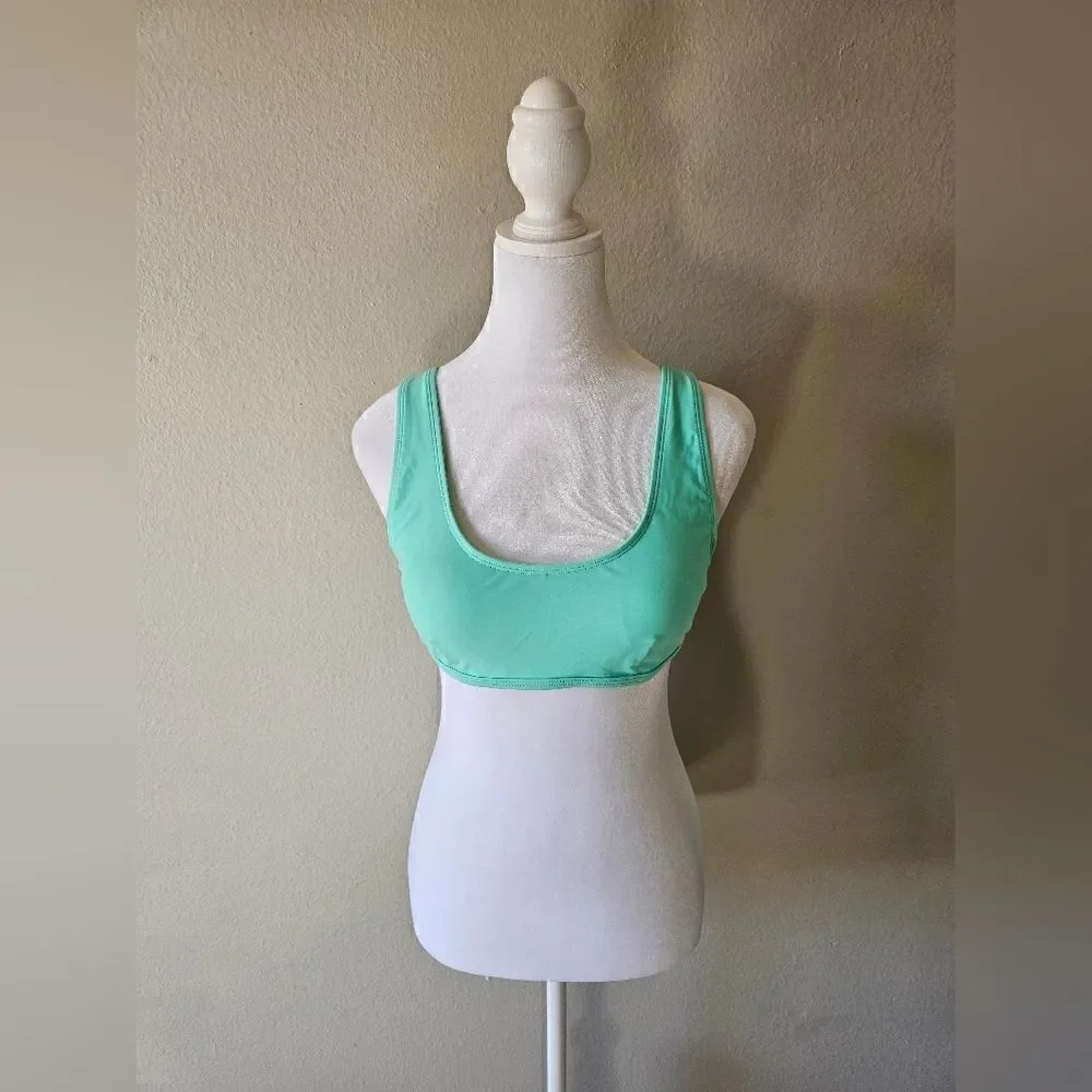 NWT Halara Sea Green Workout Bra Medium